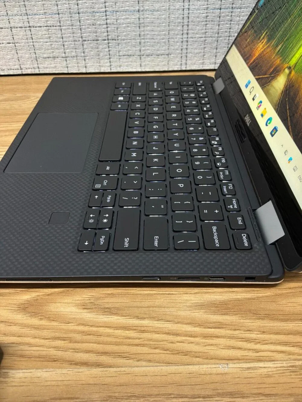 Dell XPS 13 9365 2-in-1 Touch Laptop i7-8500Y 16GB RAM 1TB SSD Windows 11 Pro